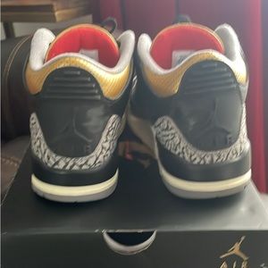 Jordan 3 Black Gold (women’s )
